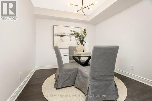 #806 -190 Manitoba St, Toronto, ON - Indoor Photo Showing Dining Room