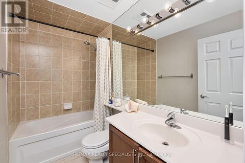 #Th119 -90 Absolute Ave, Mississauga, ON - Indoor Photo Showing Bathroom