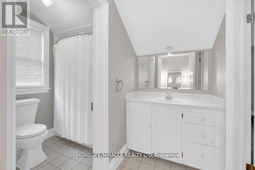 10 Houghton Blvd, Markham, ON - Indoor Photo Showing Bathroom