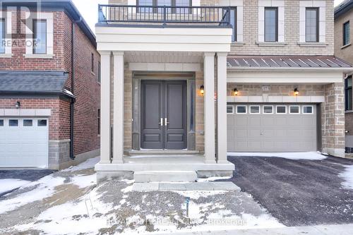 17 William Logan Dr, Richmond Hill, ON - Outdoor With Facade