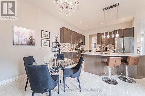 36 Jeffery Nihda Cres, Markham, ON - Indoor Photo Showing Dining Room
