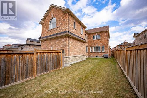 36 Jeffery Nihda Cres, Markham, ON - Outdoor With Exterior