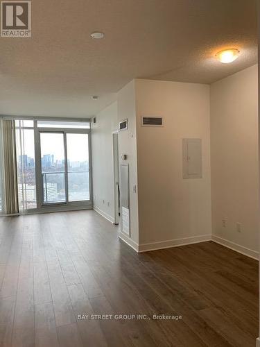 3107 - 121 Mcmahon Drive, Toronto, ON - Indoor Photo Showing Other Room