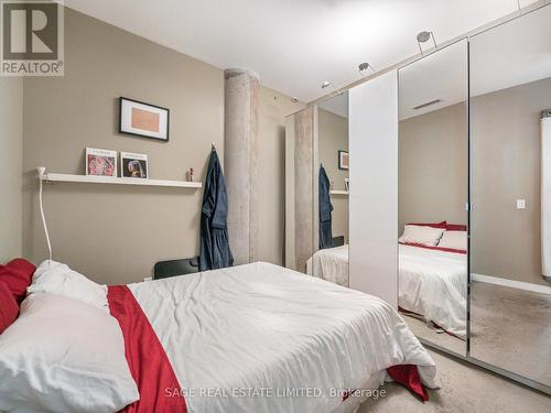 101 - 19 Brant Street, Toronto, ON - Indoor Photo Showing Bedroom