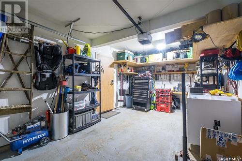 6 20 18Th Street W, Prince Albert, SK - Indoor Photo Showing Garage