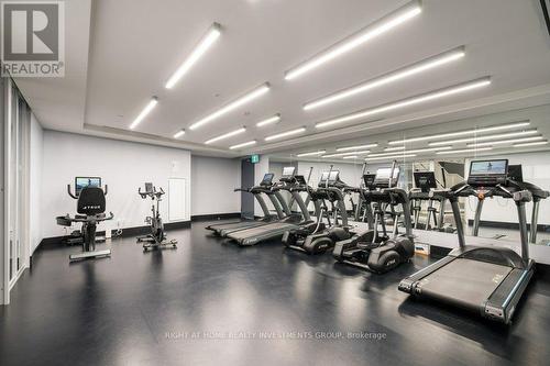 #1010 -2A Church St, Toronto, ON - Indoor Photo Showing Gym Room