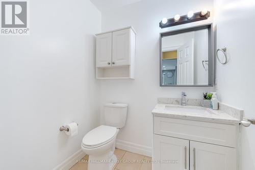1125 Grandview St N, Oshawa, ON - Indoor Photo Showing Bathroom