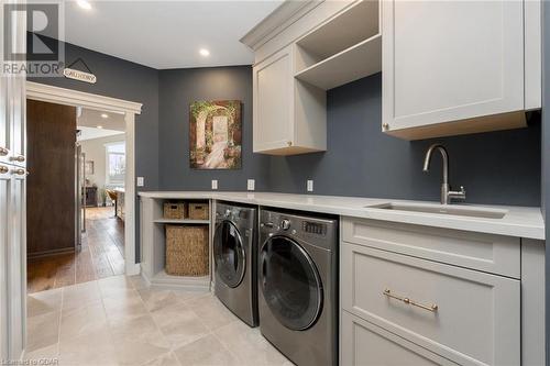 11 Mountain Street, Halton Hills, ON - Indoor Photo Showing Laundry Room
