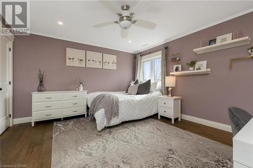 11 Mountain Street, Halton Hills, ON - Indoor Photo Showing Bedroom