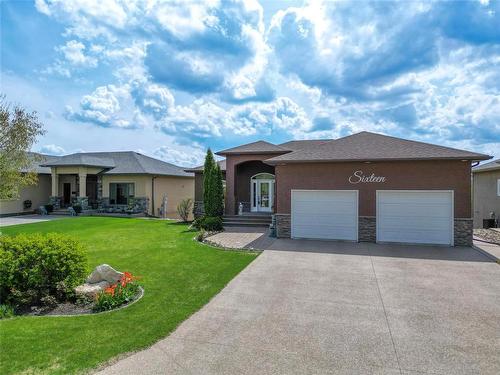 16 Plateau Drive, Brandon, MB - Outdoor With Facade