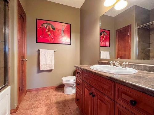 16 Plateau Drive, Brandon, MB - Indoor Photo Showing Bathroom