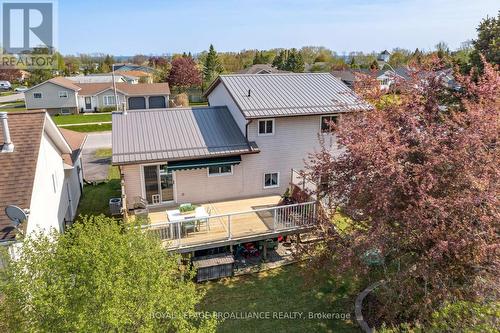 12 First Ave, Prince Edward County, ON - Outdoor