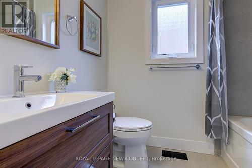 202 Mckee Ave, Toronto, ON - Indoor Photo Showing Bathroom