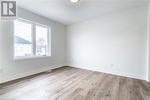 #21 -121A Moffatt St, St. Catharines, ON - Indoor Photo Showing Other Room