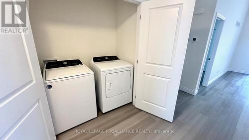 127 Farrington Crescent, Prince Edward County, ON - Indoor Photo Showing Laundry Room