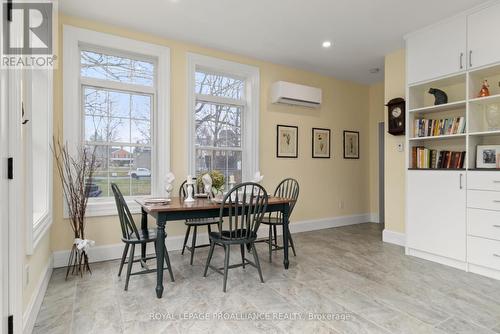 339 Main St E, Prince Edward County, ON - Indoor Photo Showing Dining Room