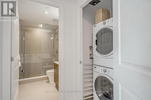 #126 -3500 Lakeshore Rd W, Oakville, ON - Indoor Photo Showing Laundry Room