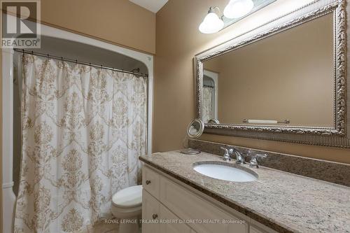78 Blackburn Cres, Middlesex Centre, ON - Indoor Photo Showing Bathroom