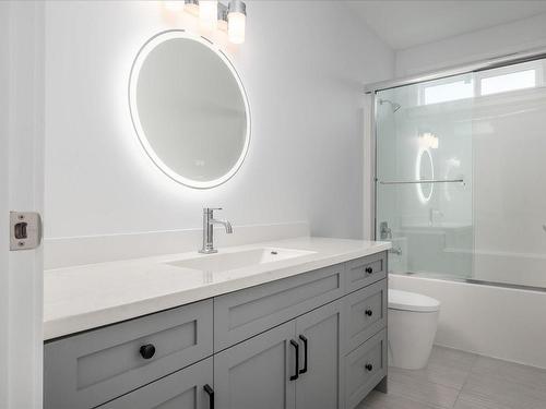 4684 Ambience Dr, Nanaimo, BC - Indoor Photo Showing Bathroom