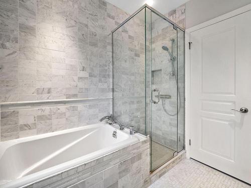 Bathroom - 1285 Ch. Markham, Mont-Royal, QC - Indoor Photo Showing Bathroom