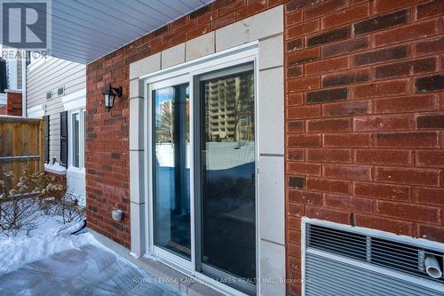 #207 -930 Wentworth St, Peterborough, ON - Outdoor With Exterior