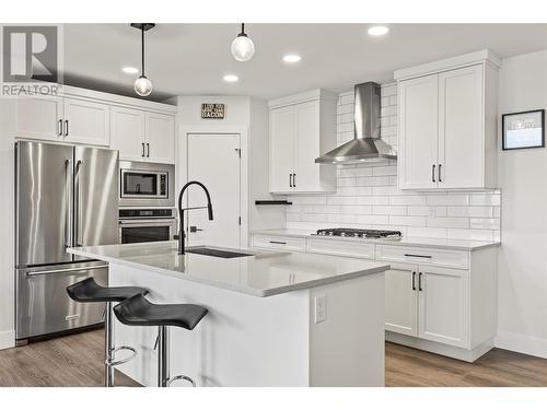 1000 Mt Robson Place Unit# 23, Vernon, BC - Indoor Photo Showing Kitchen With Upgraded Kitchen