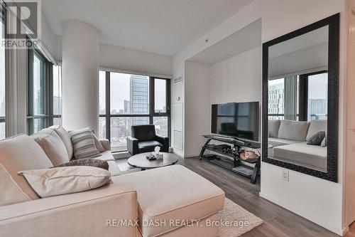 2409 - 159 Dundas Street, Toronto, ON - Indoor Photo Showing Living Room