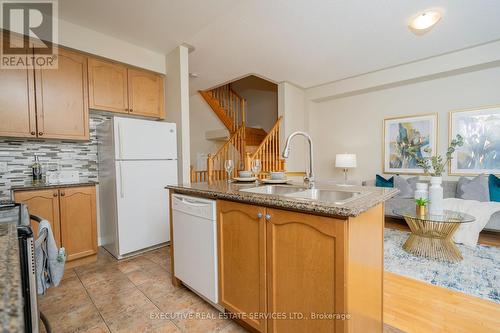 43 Sky Harbour Dr, Brampton, ON - Indoor Photo Showing Kitchen With Double Sink