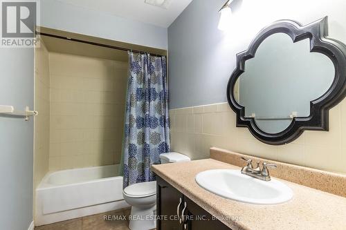 #11 -1475 Upper Gage Ave, Hamilton, ON - Indoor Photo Showing Bathroom