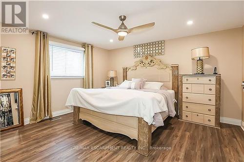 68 Montmorency Drive, Hamilton, ON - Indoor Photo Showing Bedroom