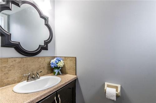 1475 Upper Gage Avenue|Unit #11, Hamilton, ON - Indoor Photo Showing Bathroom