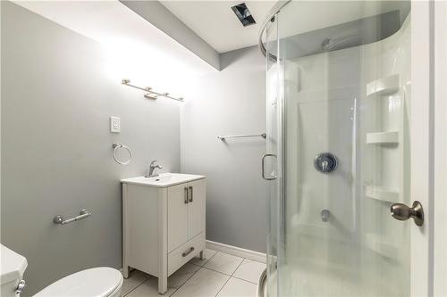 1475 Upper Gage Avenue|Unit #11, Hamilton, ON - Indoor Photo Showing Bathroom