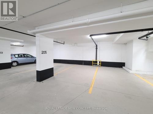 #1509 -120 Varna Dr, Toronto, ON - Indoor Photo Showing Garage