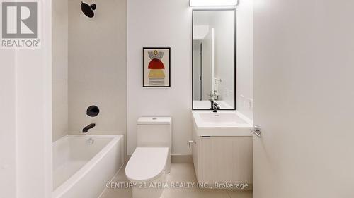 605 - 250 Lawrence Avenue W, Toronto, ON - Indoor Photo Showing Bathroom