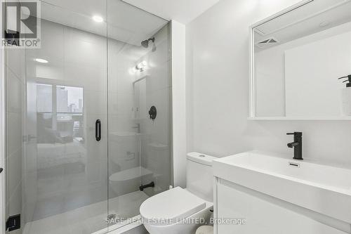 801 - 2 Augusta Avenue, Toronto, ON - Indoor Photo Showing Bathroom