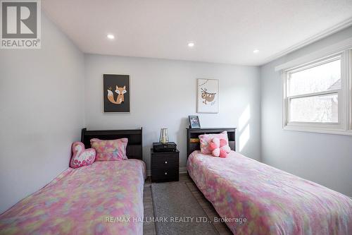 12 Halstead Rd, Clarington, ON - Indoor Photo Showing Bedroom
