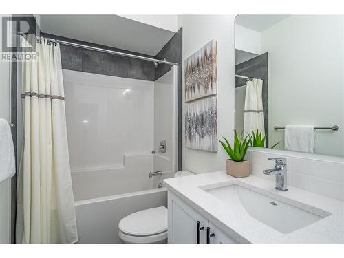1461 Tower Ranch Drive Lot# 157, Kelowna, BC - Indoor Photo Showing Bathroom