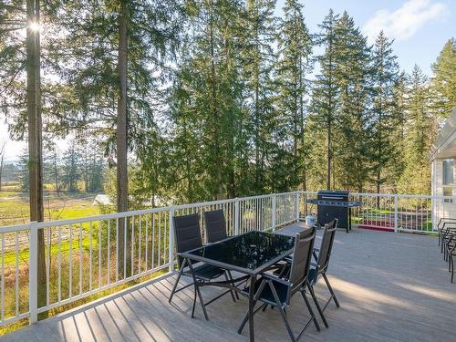 2974 Haslam Rd, Nanaimo, BC - Outdoor With Deck Patio Veranda With Exterior