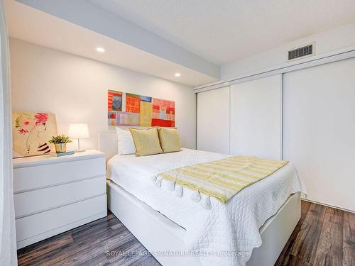 1506-4K Spadina Ave, Toronto, ON - Indoor Photo Showing Bedroom
