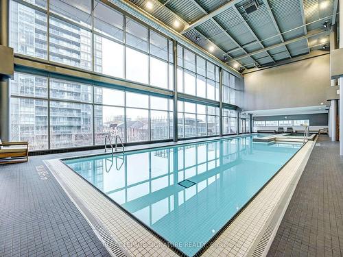 1506-4K Spadina Ave, Toronto, ON - Indoor Photo Showing Other Room With In Ground Pool