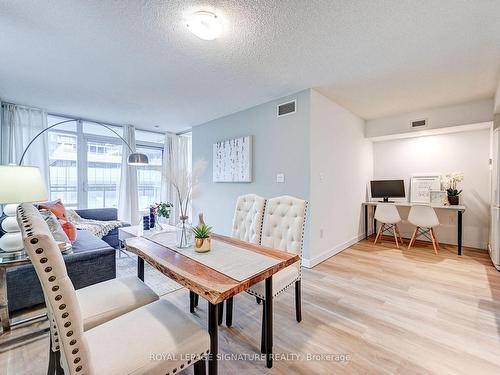 1506-4K Spadina Ave, Toronto, ON - Indoor Photo Showing Other Room