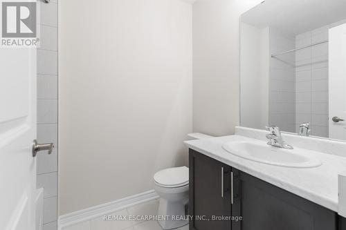 27 - 19 Picardy Drive, Hamilton, ON - Indoor Photo Showing Bathroom