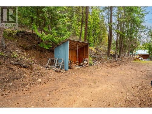 7640 Granite Place, Anglemont, BC - Outdoor