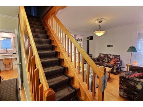 Staircase - 711 Boul. Perron, Carleton-Sur-Mer, QC - Indoor Photo Showing Other Room