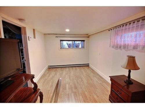 Basement - 711 Boul. Perron, Carleton-Sur-Mer, QC - Indoor