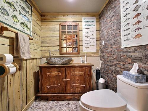 Salle d'eau - 1757 Ch. De Grassy Narrow, Moffet, QC - Indoor Photo Showing Bathroom