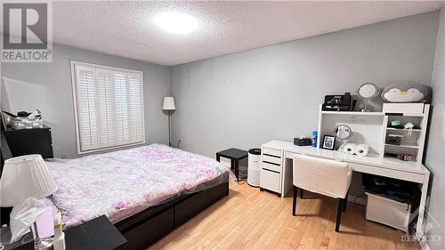 960 Cahill Drive, Ottawa, ON - Indoor Photo Showing Bedroom