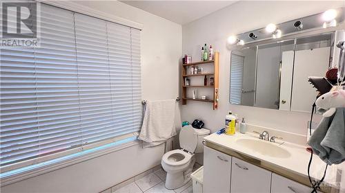 960 Cahill Drive, Ottawa, ON - Indoor Photo Showing Bathroom