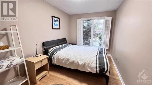 960 Cahill Drive, Ottawa, ON - Indoor Photo Showing Bedroom