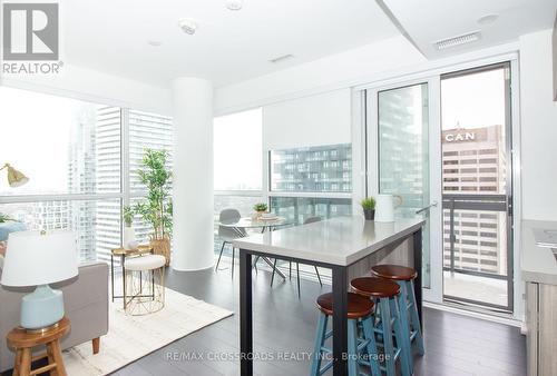 #3105 -39 Roehampton Ave, Toronto, ON - Indoor Photo Showing Dining Room
